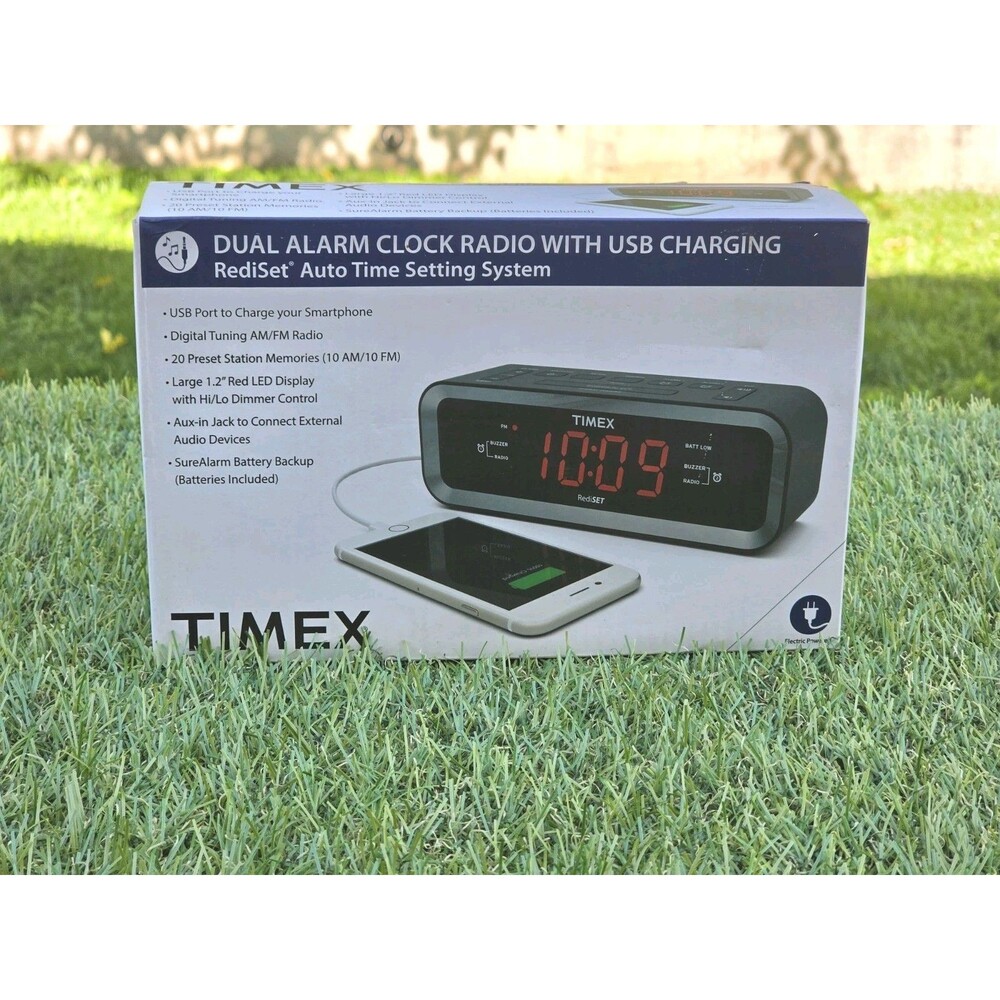 Timex Dual Alarm AM/FM Radio LED Display USB Charge Port T236 Aux In Jack New